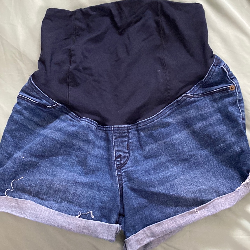 Isabel Maternity midi short size 8 Jean shorts